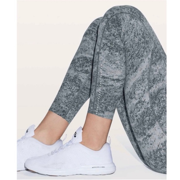 Lululemon Fast & Free Tight 7/8 II Nulux 8 - Picture 4 of 10